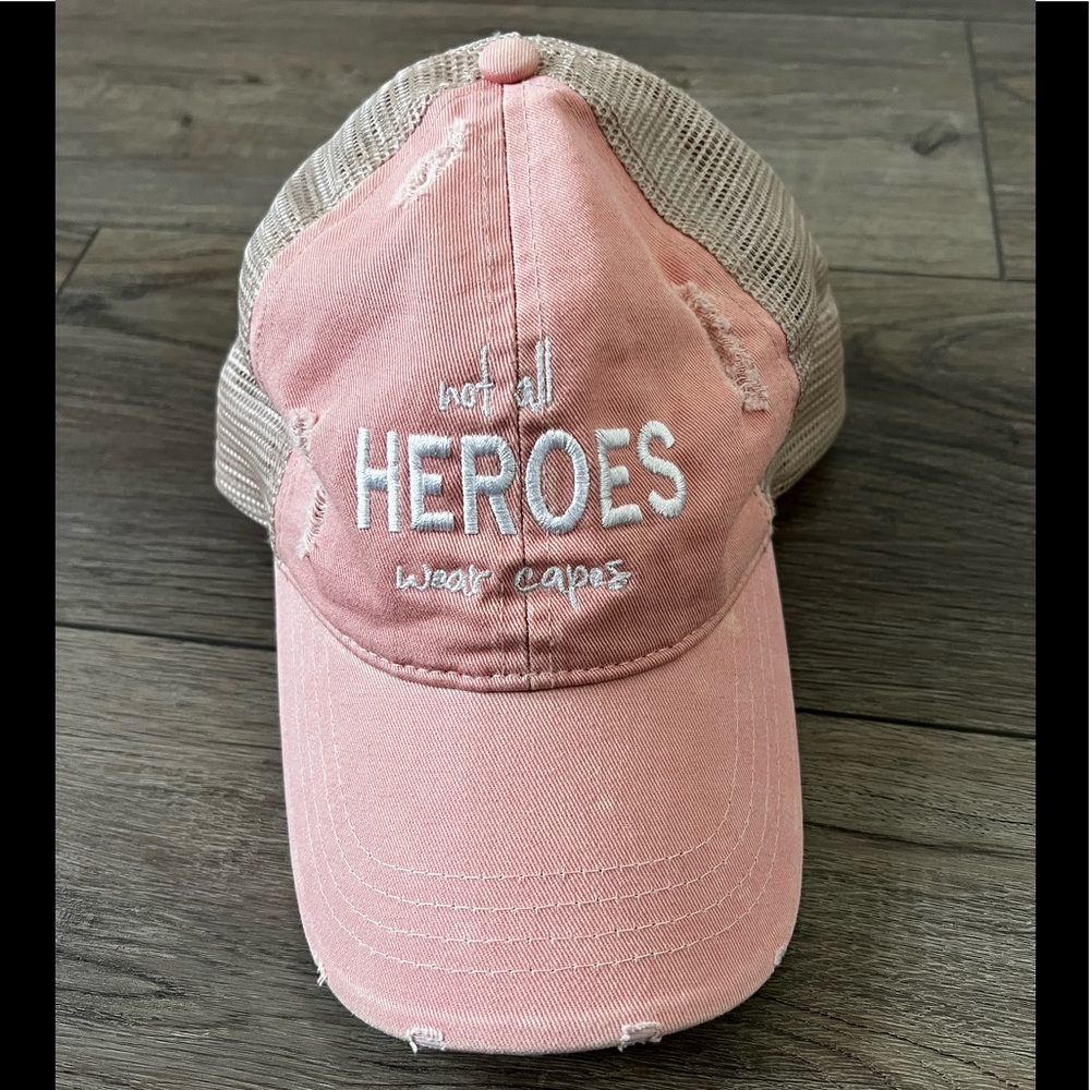 Women’s trucker‎ hat